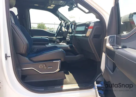 2022 Ford F-150 Raptor z USA, uszkodzony, nr VIN 1FTFW1RG8NFA15218